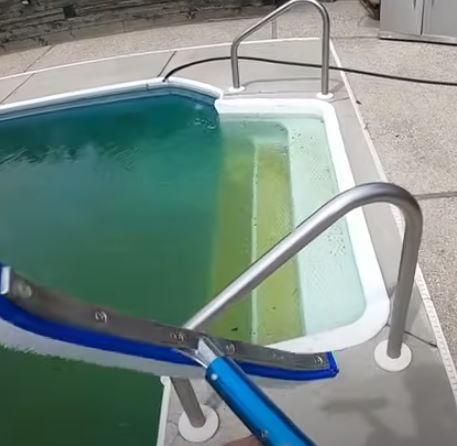 pool-cleaning